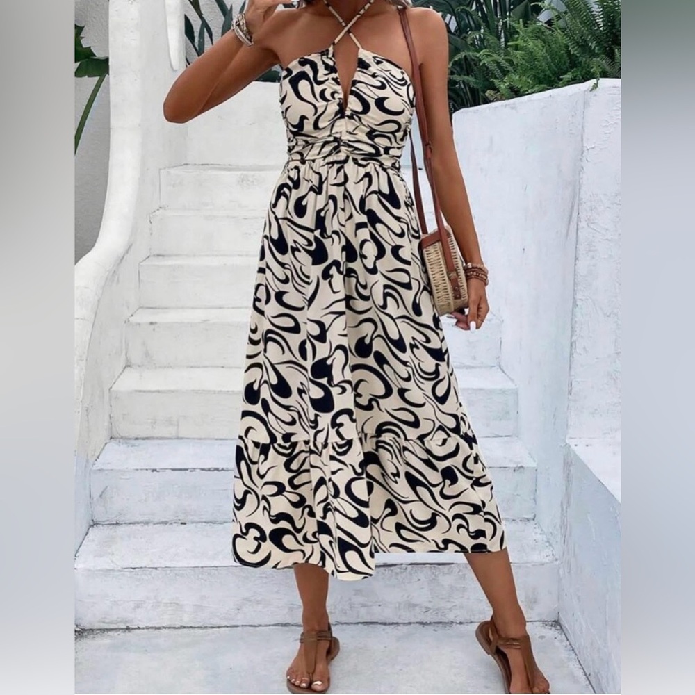 Cupshe Black & Cream Abstract Print Maxi Dress
